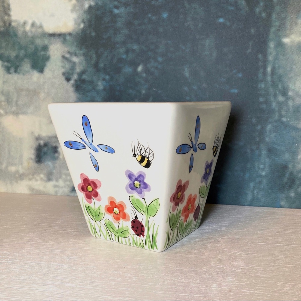 Vintage FTD Ceramic Springtime Floral, Bee and Ladybug Vase Planter